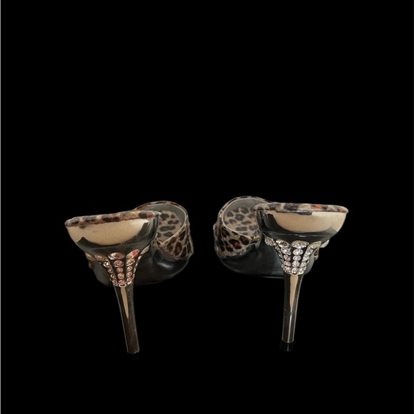 Bolaro By Summer Rio leopard rhinestone stiletto heels. Size 5.5 - Picture 5 of 17